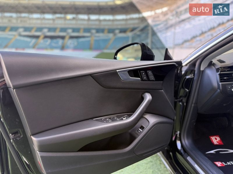 Лифтбек Audi A5 2022 в Одессе