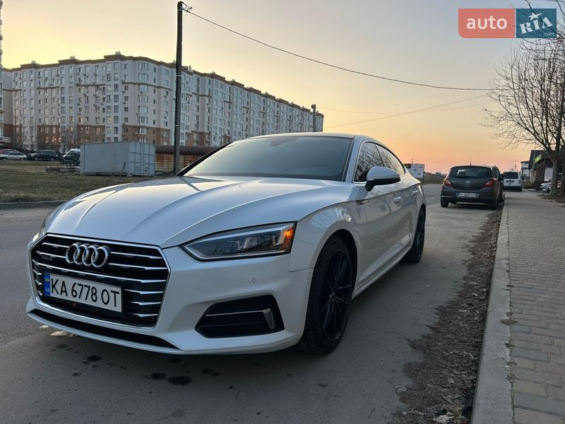 Купе Audi A5 2017 в Киеве