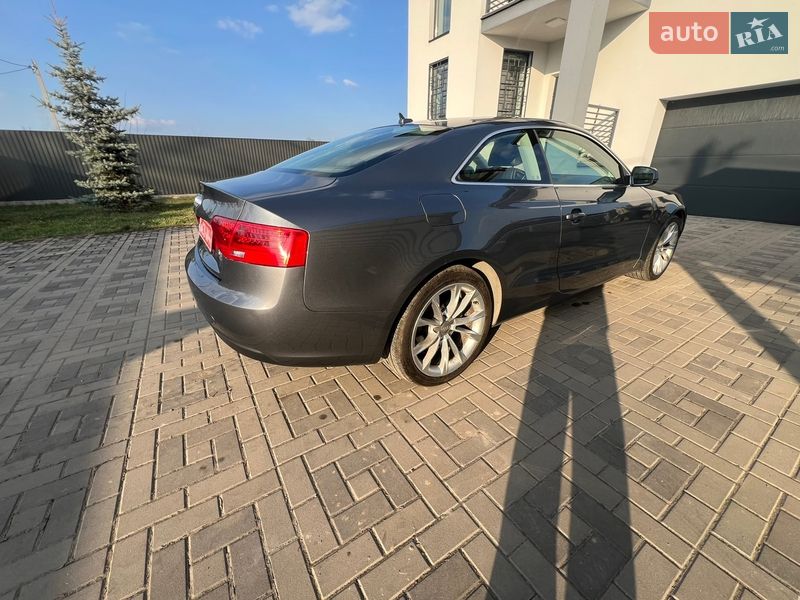 Купе Audi A5 2013 в Киеве