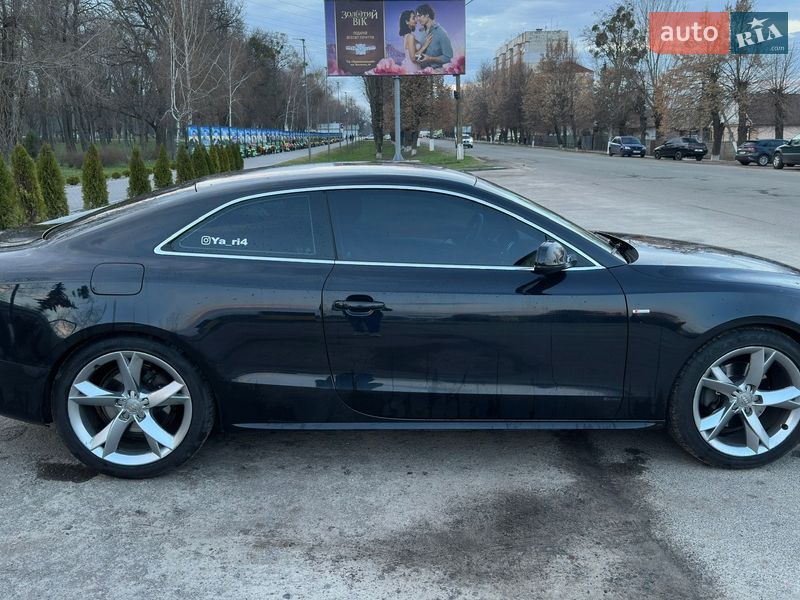 Купе Audi A5 2010 в Яготині