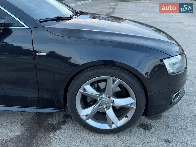 Купе Audi A5 2010 в Яготині