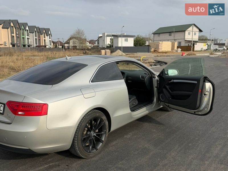 Купе Audi A5 2013 в Киеве