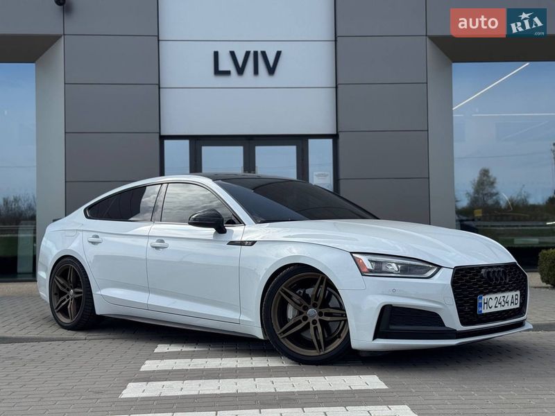 Купе Audi A5 2018 в Львові фото Купе Audi A5 2018 в Львові