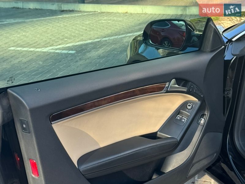 Купе Audi A5 2012 в Києві