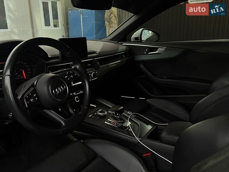 Купе Audi A5 2018 в Киеве