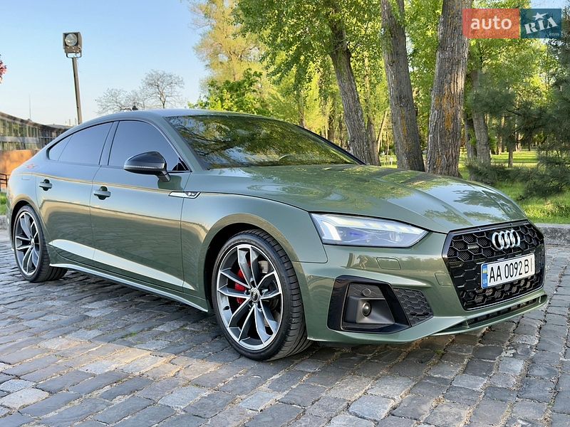 Купе Audi A5 2022 в Киеве
