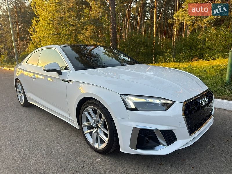 Купе Audi A5 2023 в Киеве