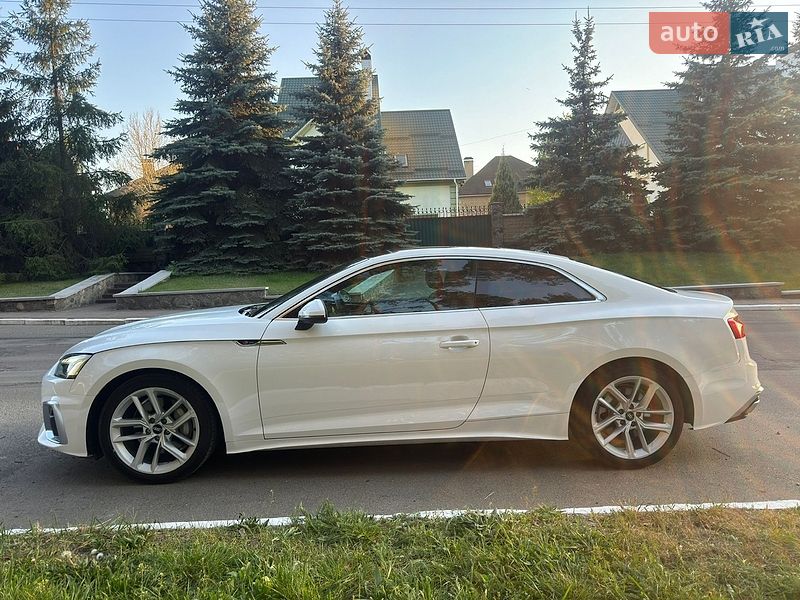Купе Audi A5 2023 в Киеве