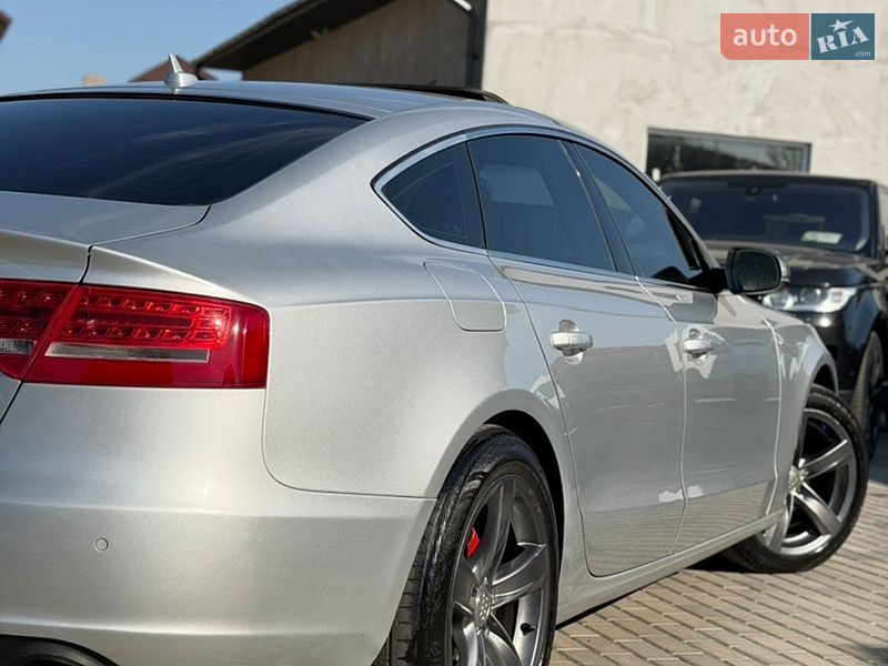 Купе Audi A5 2009 в Черновцах