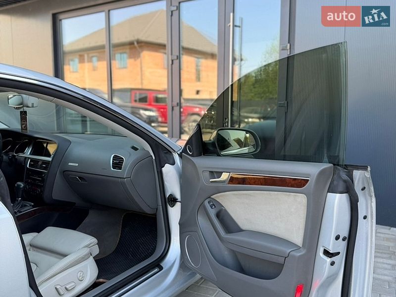 Купе Audi A5 2009 в Черновцах