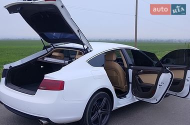 Купе Audi A5 2012 в Раздельной