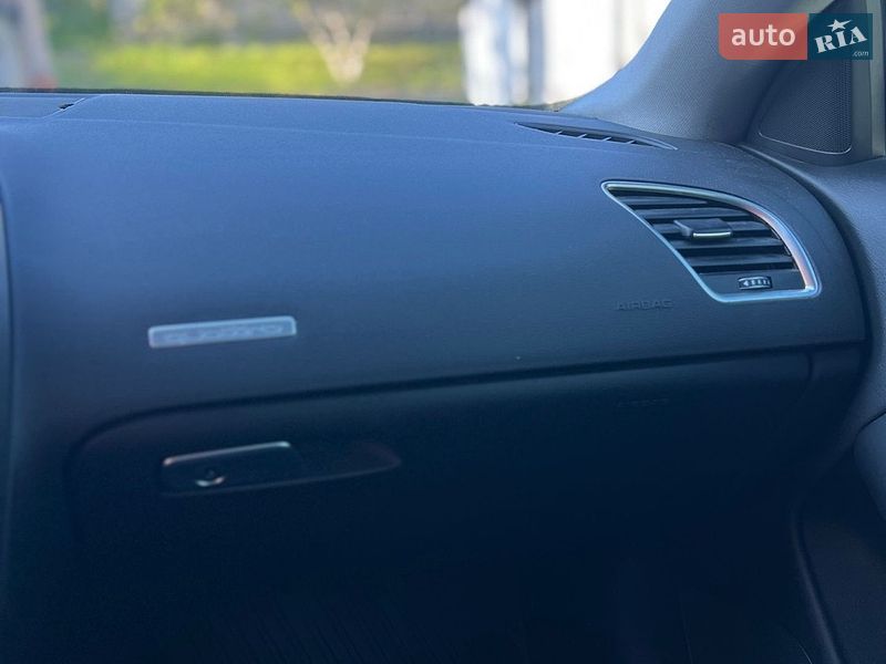 Купе Audi A5 2012 в Запоріжжі