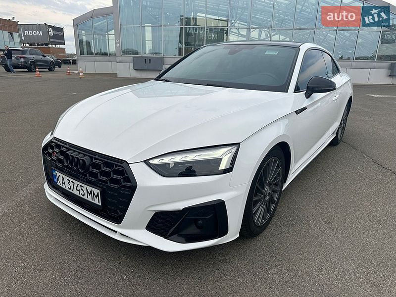 Купе Audi A5 2022 в Києві