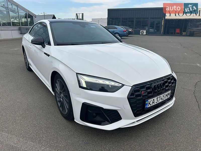 Купе Audi A5 2022 в Києві