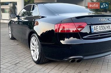 Купе Audi A5 2010 в Дніпрі