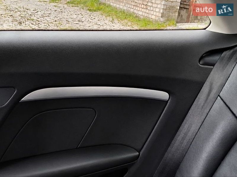Купе Audi A5 2010 в Дніпрі