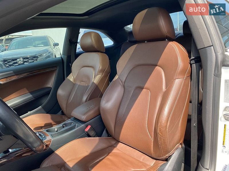 Купе Audi A5 2012 в Львові