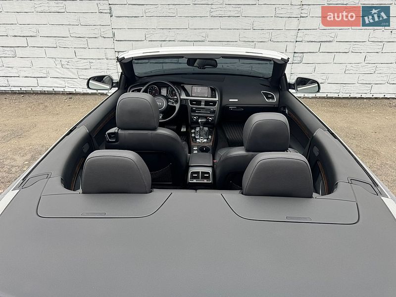 Кабриолет Audi A5 2012 в Киеве