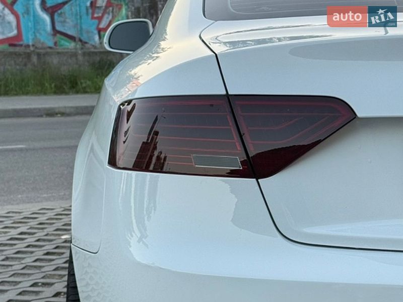 Купе Audi A5 2013 в Києві