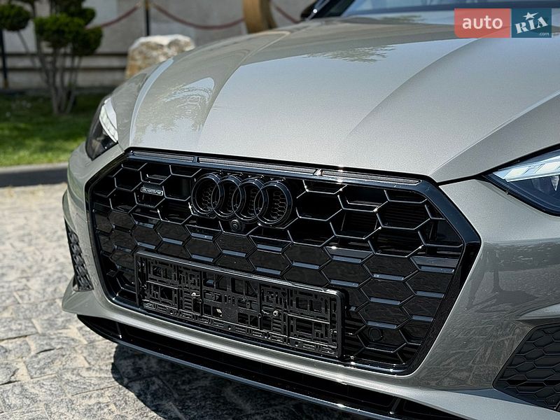Купе Audi A5 2022 в Львове