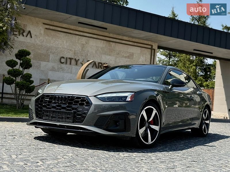 Купе Audi A5 2022 в Львове
