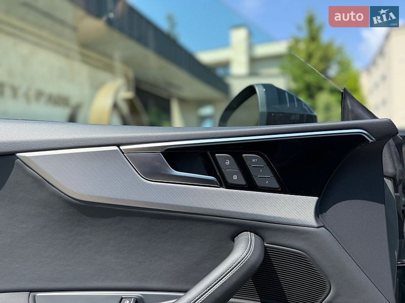 Купе Audi A5 2022 в Львове