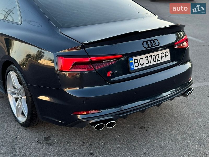 Купе Audi A5 2017 в Киеве