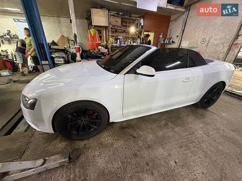 Кабріолет Audi A5 2015 в Києві фото 10 Кабріолет Audi A5 2015 в Києві