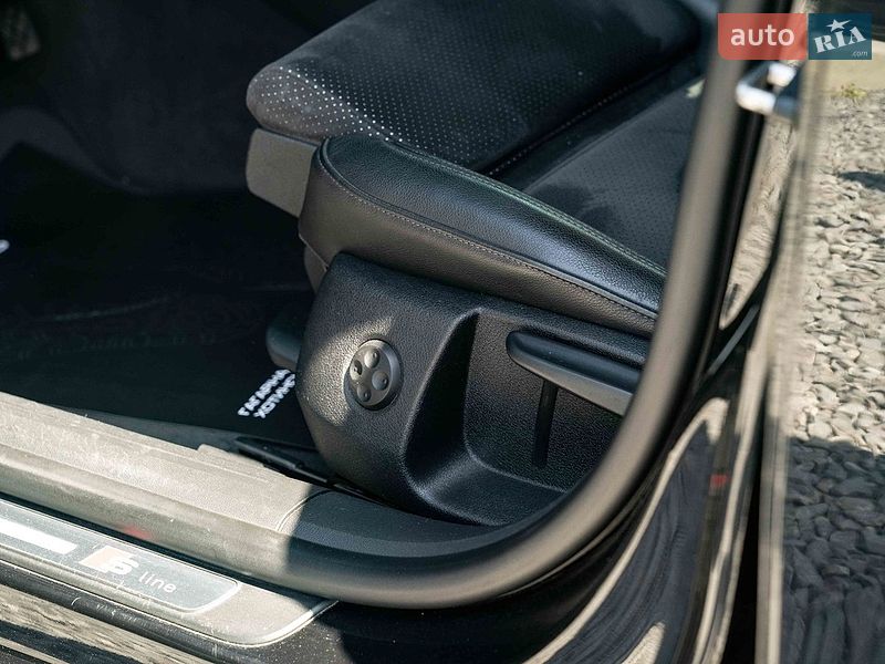 Купе Audi A5 2011 в Черновцах
