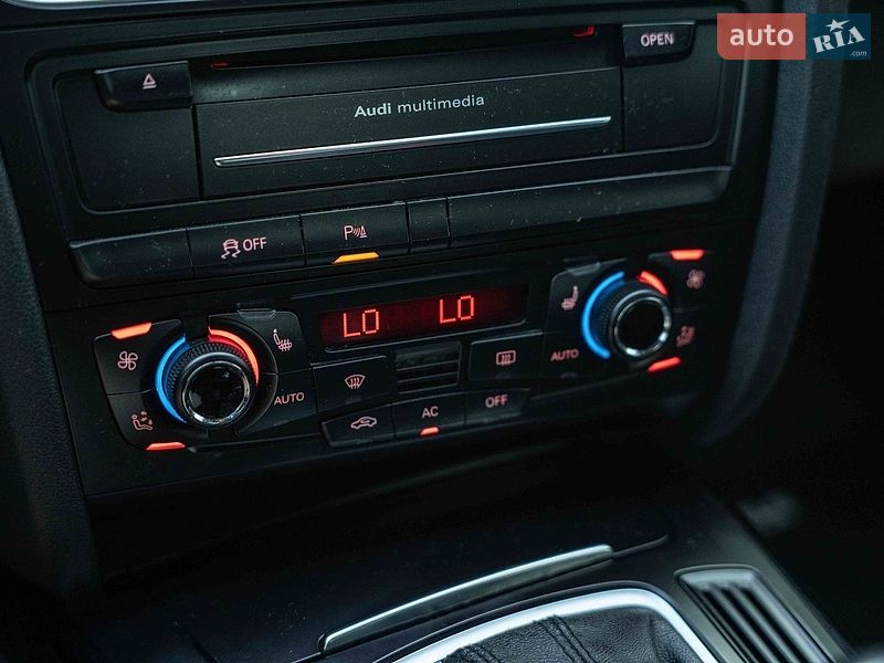 Купе Audi A5 2011 в Черновцах
