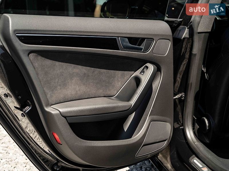 Купе Audi A5 2011 в Черновцах