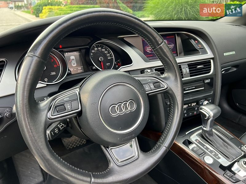 Кабриолет Audi A5 2012 в Днепре
