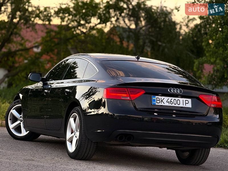 Купе Audi A5 2012 в Ивано-Франковске