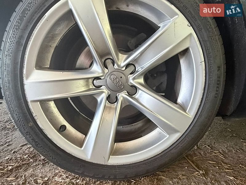 Купе Audi A5 2014 в Києві