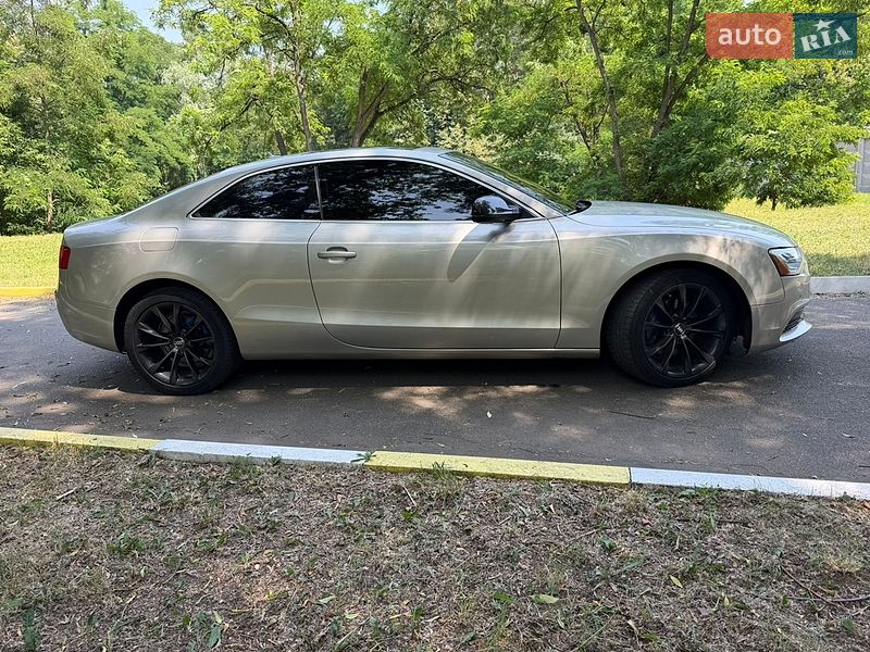 Купе Audi A5 2012 в Киеве