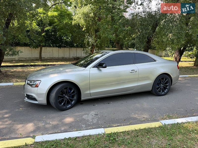 Купе Audi A5 2012 в Киеве