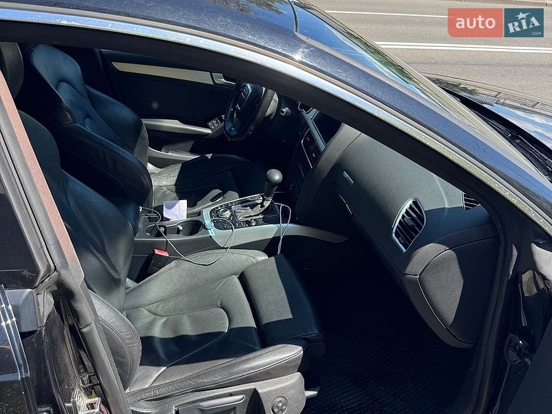 Купе Audi A5 2010 в Киеве