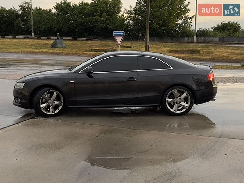 Купе Audi A5 2010 в Яготині