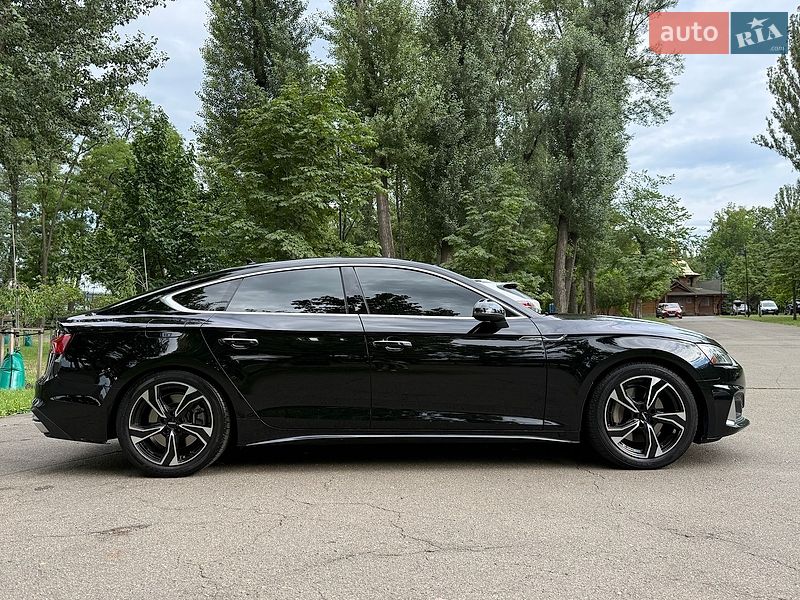 Лифтбек Audi A5 2020 в Киеве