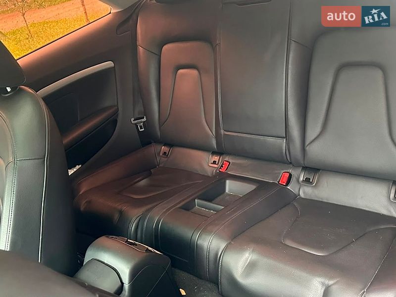 Купе Audi A5 2012 в Києві