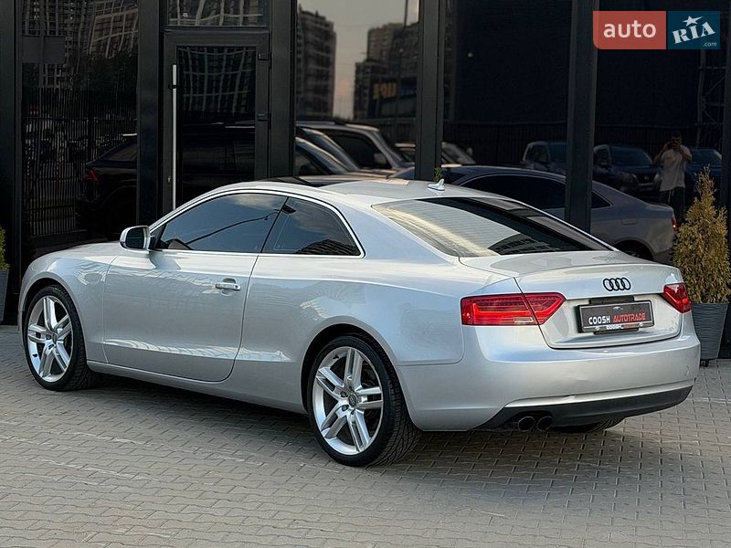 Купе Audi A5 2012 в Киеве