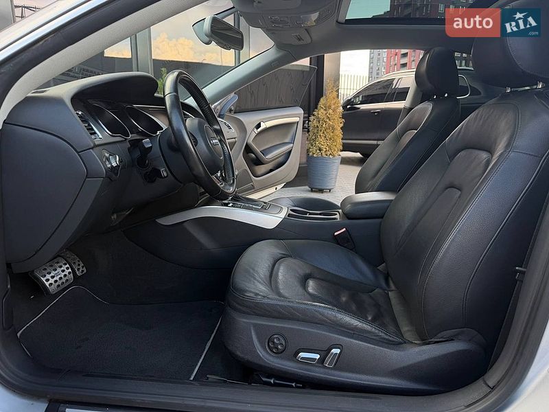 Купе Audi A5 2012 в Киеве
