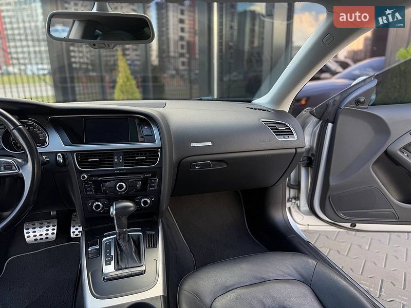 Купе Audi A5 2012 в Киеве