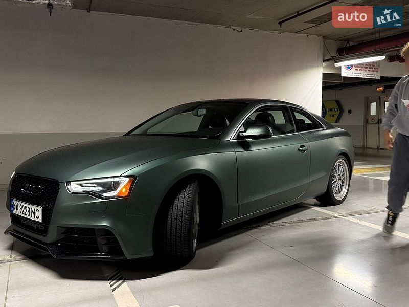 Купе Audi A5 2012 в Львові