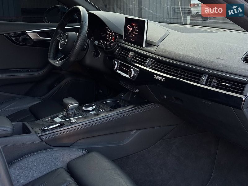 Купе Audi A5 2019 в Львові