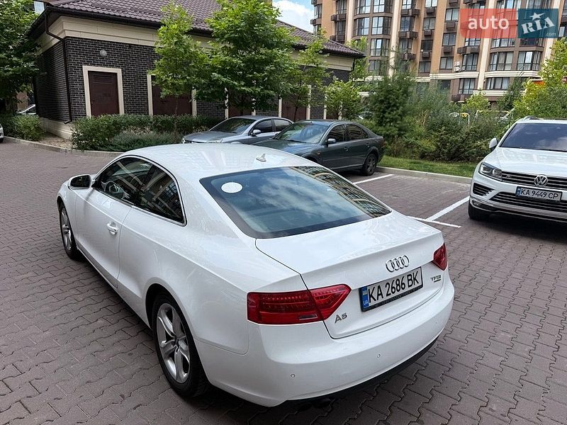 Купе Audi A5 2011 в Киеве