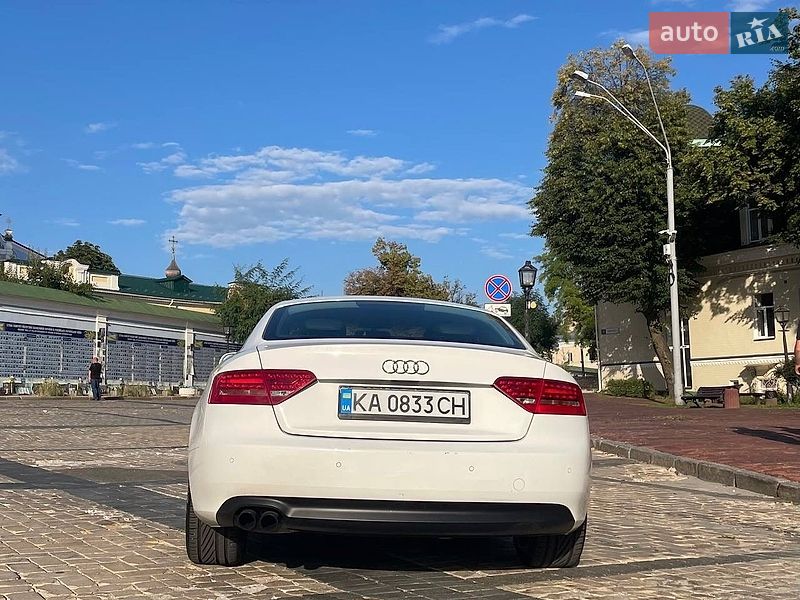 Купе Audi A5 2010 в Киеве