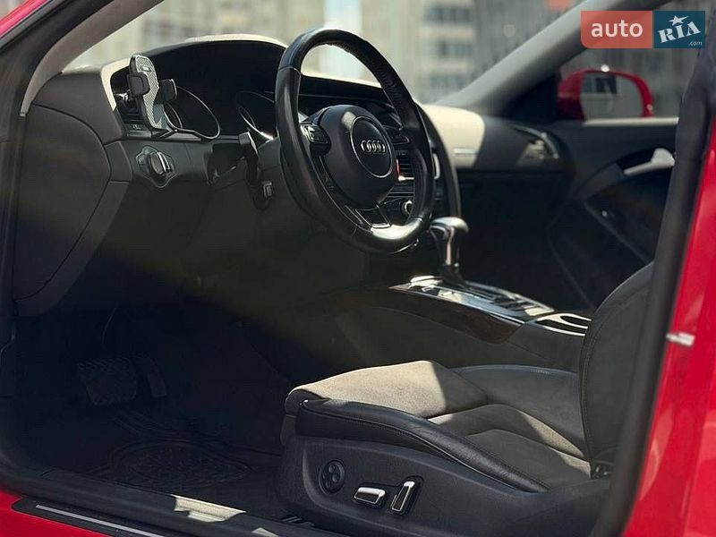Купе Audi A5 2012 в Києві