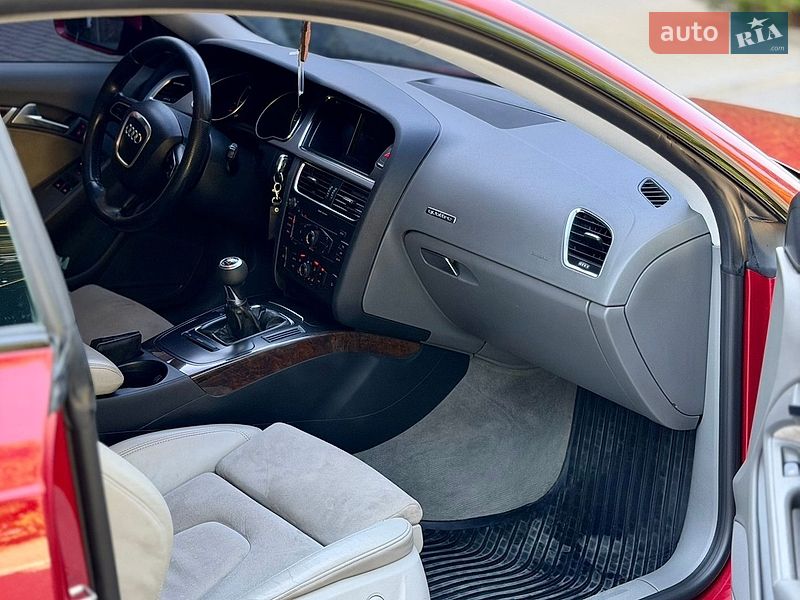 Купе Audi A5 2007 в Черновцах