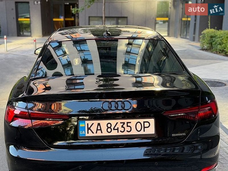 Купе Audi A5 2018 в Киеве